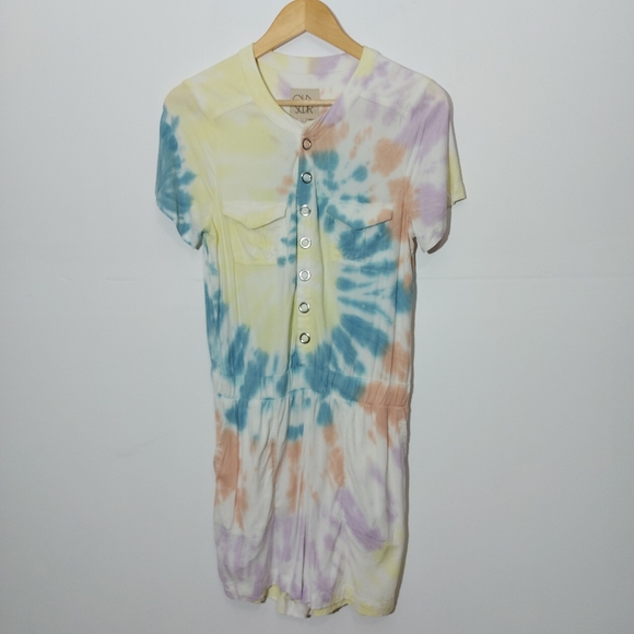 Chaser Tie Dye Heirloom Button Down Romper - Picture 3 of 16